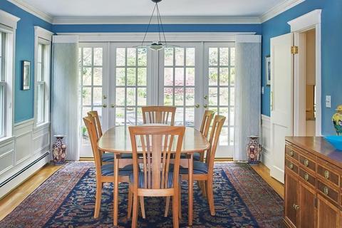 264 Mason Ter, Brookline, MA 02446 photo 4
