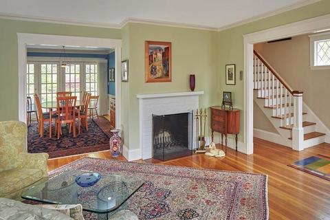 264 Mason Ter, Brookline, MA 02446 photo 2