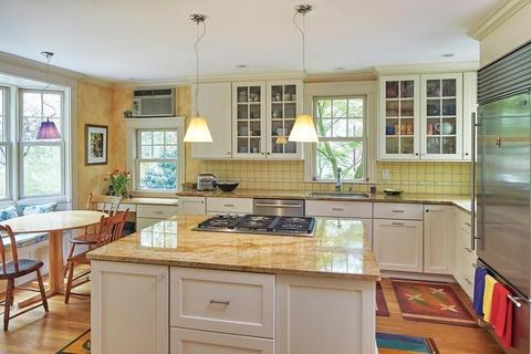 264 Mason Ter, Brookline, MA 02446 photo 5