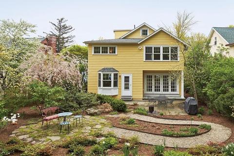264 Mason Ter, Brookline, MA 02446 photo 10