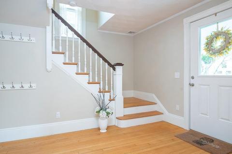 39 Evans Rd, Marblehead, MA 01945 photo 4