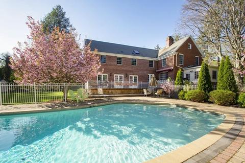 423 Dedham Ave, Needham, MA 02492 photo 3