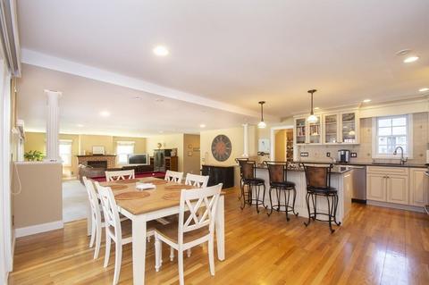 423 Dedham Ave, Needham, MA 02492 photo 8