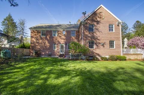 423 Dedham Ave, Needham, MA 02492 photo 4