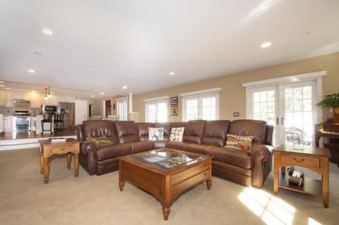 423 Dedham Ave, Needham, MA 02492 photo 14