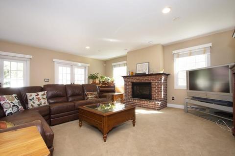 423 Dedham Ave, Needham, MA 02492 photo 13
