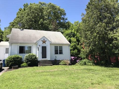 26 Hillside Ave, Webster, MA 01570 photo 1