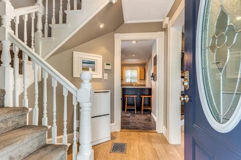 11 Hillside Ave, Beverly, MA 01915 photo 4