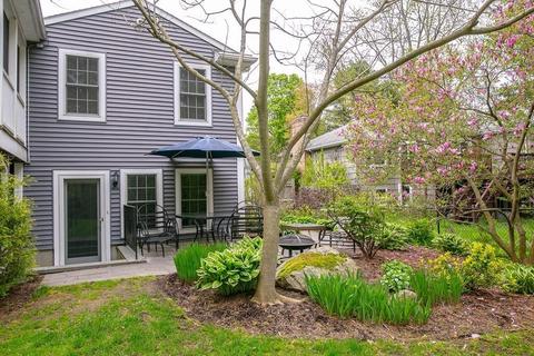 111 Sutton Rd, Needham, MA 02492 photo 5