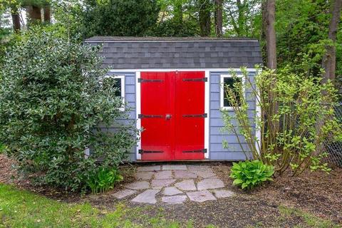 111 Sutton Rd, Needham, MA 02492 photo 29