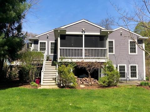 111 Sutton Rd, Needham, MA 02492 photo 3