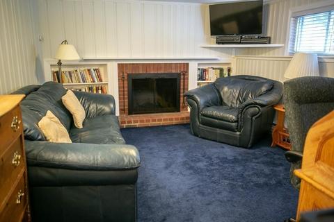 111 Sutton Rd, Needham, MA 02492 photo 24