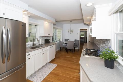 1 Greenbriar Rd, Canton, MA 02021 photo 11