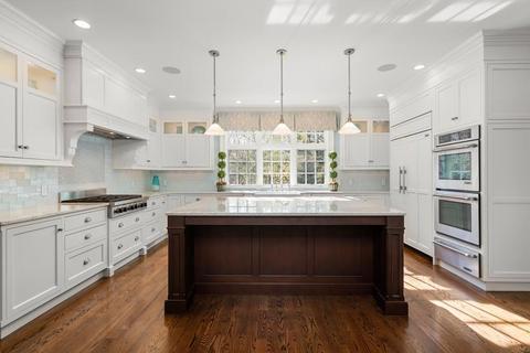 75 Bogle St, Weston, MA 02493 photo 8