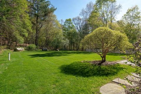 75 Bogle St, Weston, MA 02493 photo 2