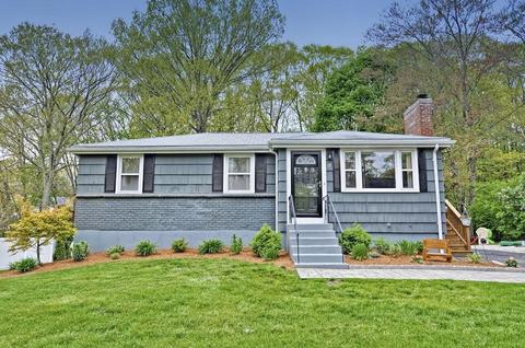 19 Eldon Dr, Franklin, MA 02038 photo 2