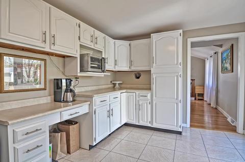 2 Borrows Rd, Foxboro, MA 02035 photo 9