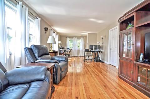 2 Borrows Rd, Foxboro, MA 02035 photo 11