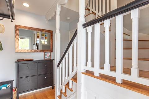 45 Irwin St #2, Winthrop, MA 02152 photo 3