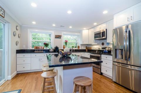 19 Pleasant St, Dover, MA 02030 photo 7