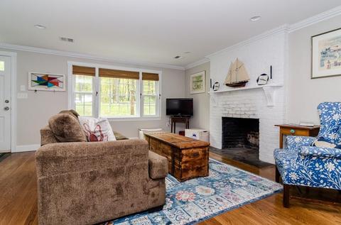 19 Pleasant St, Dover, MA 02030 photo 17
