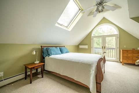 34 Carillon Cir, Easthampton, MA 01027 photo 13