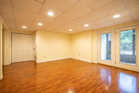 34 Carillon Cir, Easthampton, MA 01027 photo 16