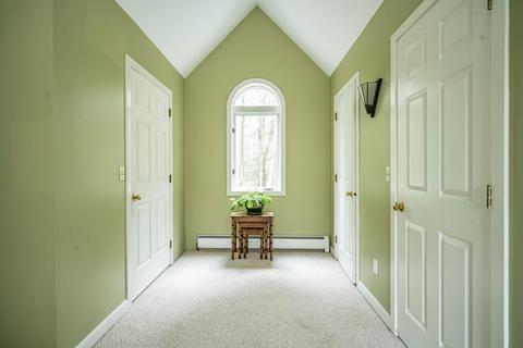 34 Carillon Cir, Easthampton, MA 01027 photo 14