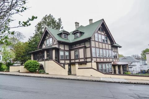 125 Berkeley St, Lawrence, MA 01841 photo 1