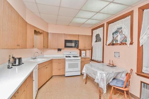 125 Berkeley St, Lawrence, MA 01841 photo 14