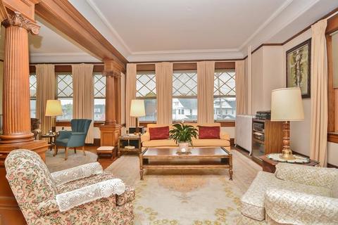 125 Berkeley St, Lawrence, MA 01841 photo 5