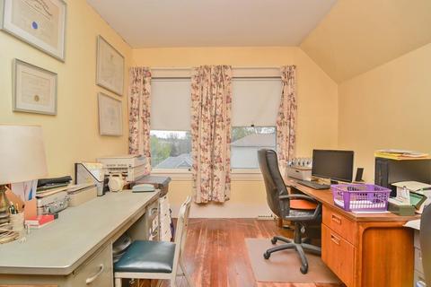 125 Berkeley St, Lawrence, MA 01841 photo 21