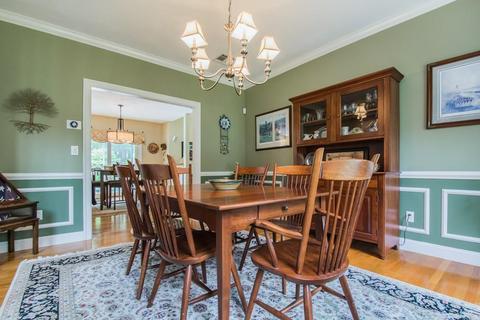 166 South St, Upton, MA 01568 photo 7