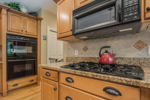 166 South St, Upton, MA 01568 photo 14