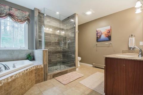 166 South St, Upton, MA 01568 photo 18
