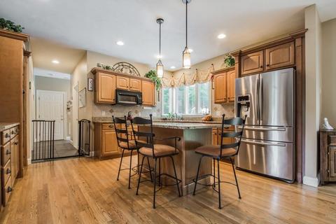 166 South St, Upton, MA 01568 photo 12