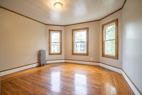 30 Wilbraham Ave, Springfield, MA 01109 photo 4