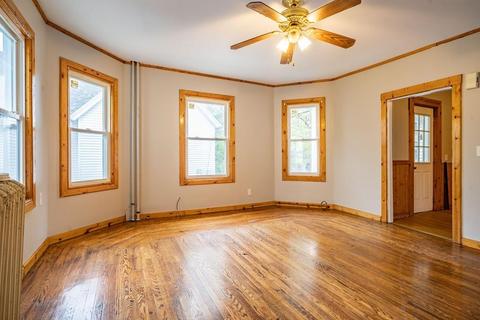 30 Wilbraham Ave, Springfield, MA 01109 photo 2