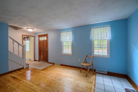 27 Walnut St, Townsend, MA 01469 photo 11