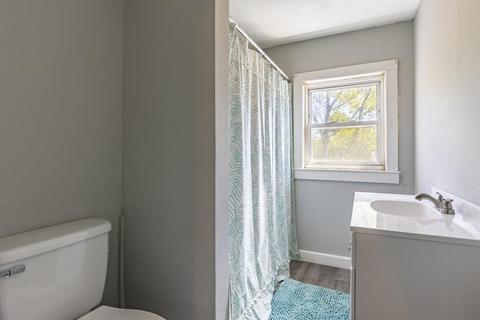 92 Epping St, Lowell, MA 01852 photo 11