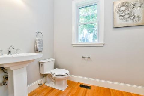 989 Greendale Ave, Needham, MA 02492 photo 9