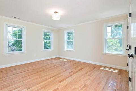 989 Greendale Ave, Needham, MA 02492 photo 17
