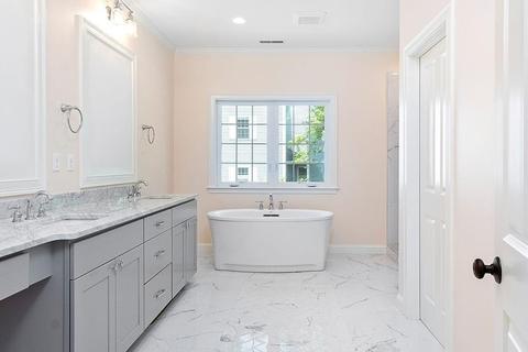 989 Greendale Ave, Needham, MA 02492 photo 14