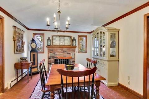 12 Townside Ln, Walpole, MA 02081 photo 9