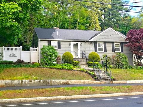 515 Great Plain Ave, Needham, MA 02492 photo 1