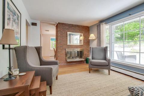 515 Great Plain Ave, Needham, MA 02492 photo 6