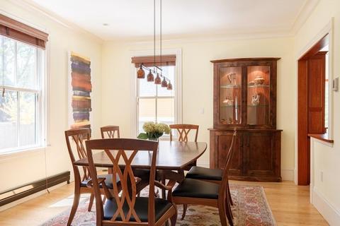 421 Huron Ave, Cambridge, MA 02138 photo 7