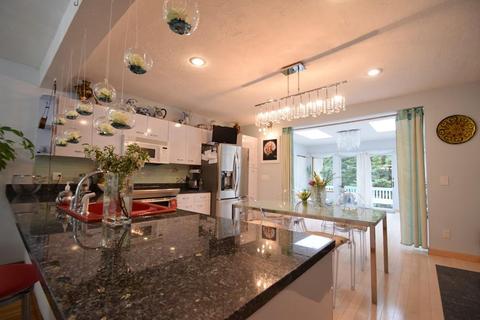 129 Linden St, Needham, MA 02492 photo 5