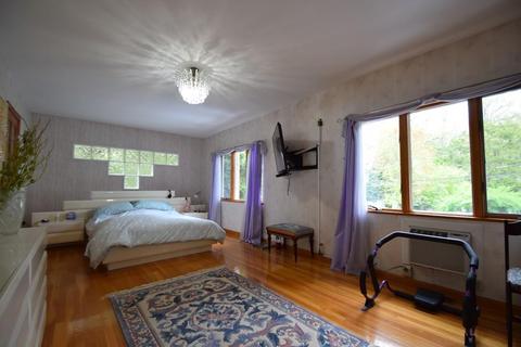 129 Linden St, Needham, MA 02492 photo 15