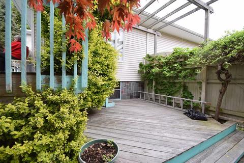 129 Linden St, Needham, MA 02492 photo 24
